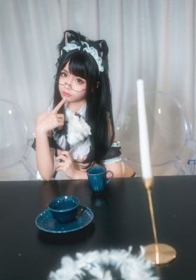 变成黑皮辣妹然后和朋友做