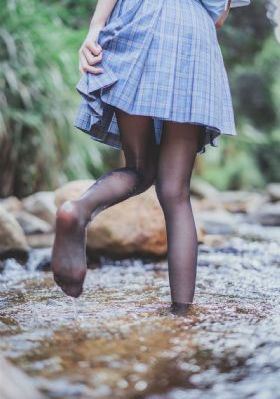 娇妻被淫
